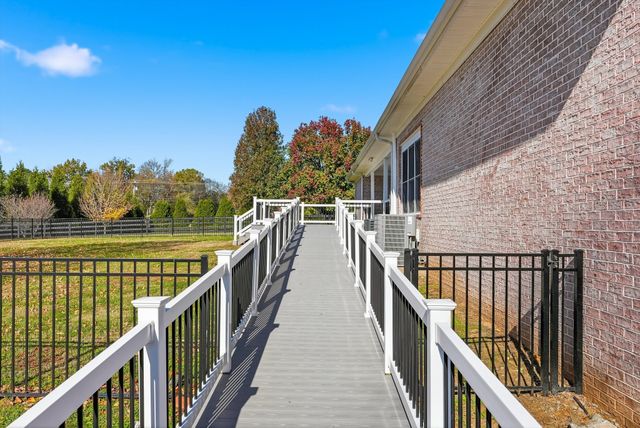 2005 Alan John Way, Lebanon, TN 37087