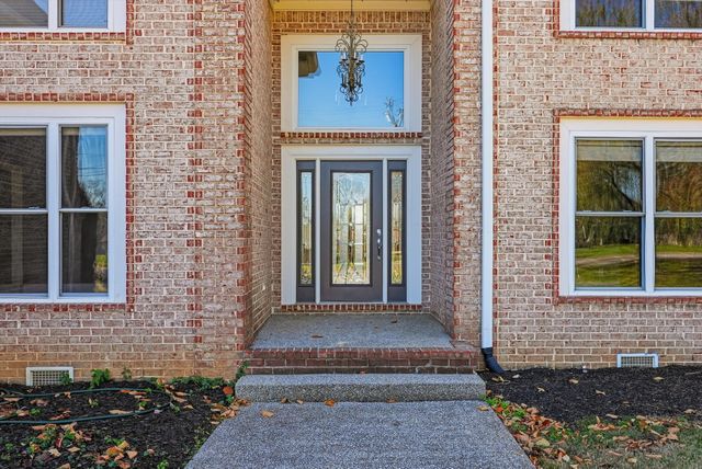 2005 Alan John Way, Lebanon, TN 37087