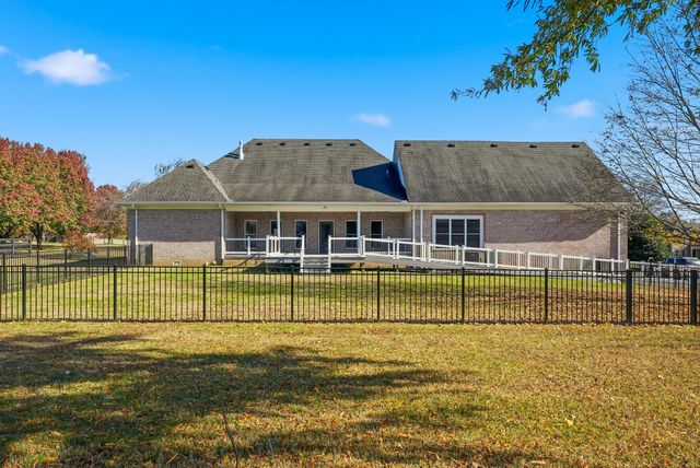 2005 Alan John Way, Lebanon, TN 37087