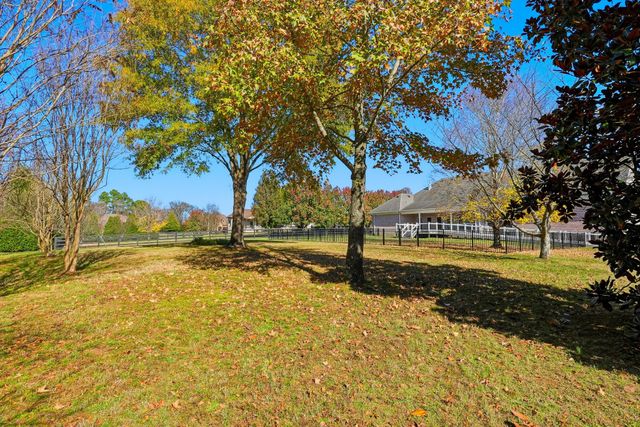 2005 Alan John Way, Lebanon, TN 37087