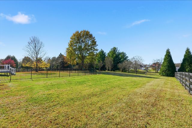 2005 Alan John Way, Lebanon, TN 37087