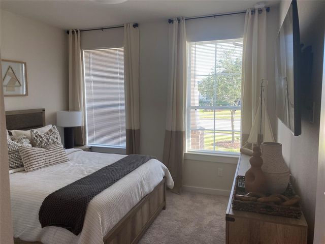 21707 Redwood Bluff Trail, Cypress, TX 77433