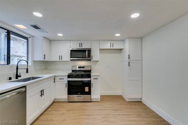 120 Bel Port Drive 124, Las Vegas, NV 89110