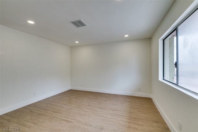 120 Bel Port Drive 124, Las Vegas, NV 89110