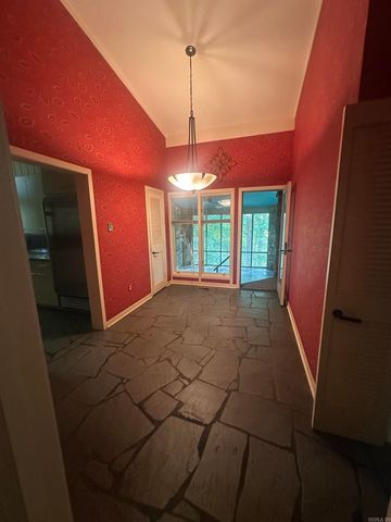 2 Ridgewood Lane, Forrest City, AR 72396