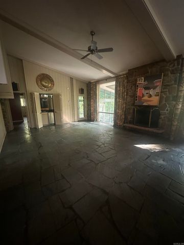 2 Ridgewood Lane, Forrest City, AR 72396