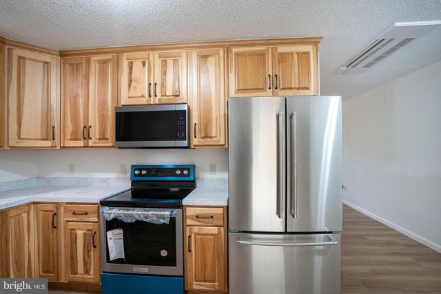 1001 & 1003 ELLMAN LN, State College, PA 16801