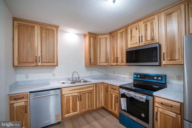 1001 & 1003 ELLMAN LN, State College, PA 16801