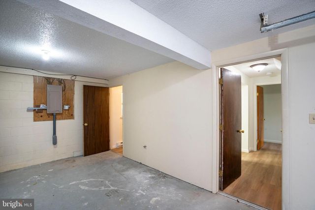 1001 & 1003 ELLMAN LN, State College, PA 16801