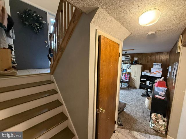 1001 & 1003 ELLMAN LN, State College, PA 16801