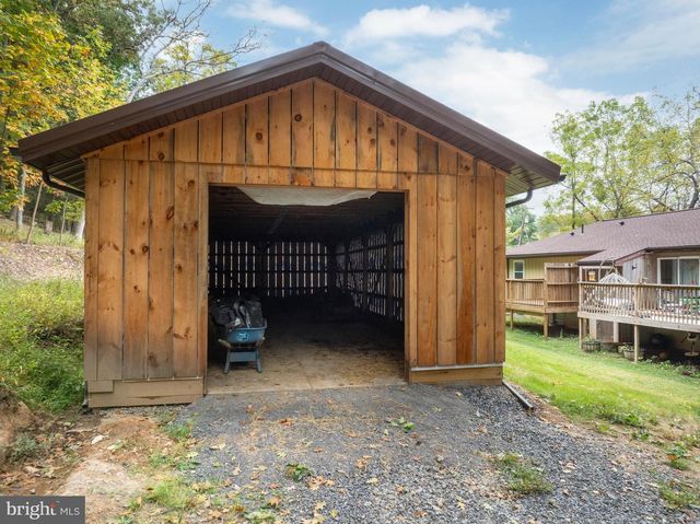 1001 & 1003 ELLMAN LN, State College, PA 16801