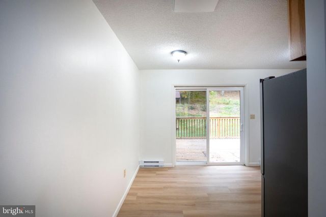 1001 & 1003 ELLMAN LN, State College, PA 16801