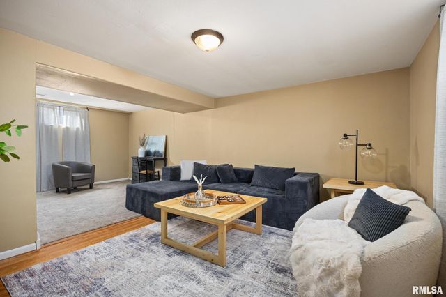 1412 S 13TH Street, Pekin, IL 61554