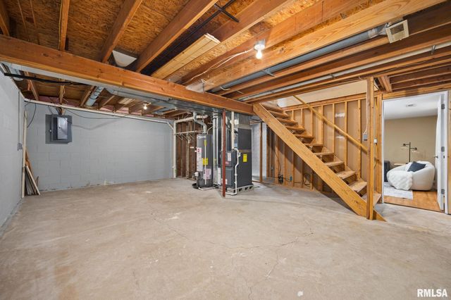 1412 S 13TH Street, Pekin, IL 61554