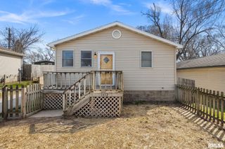 1412 S 13TH Street, Pekin, IL 61554