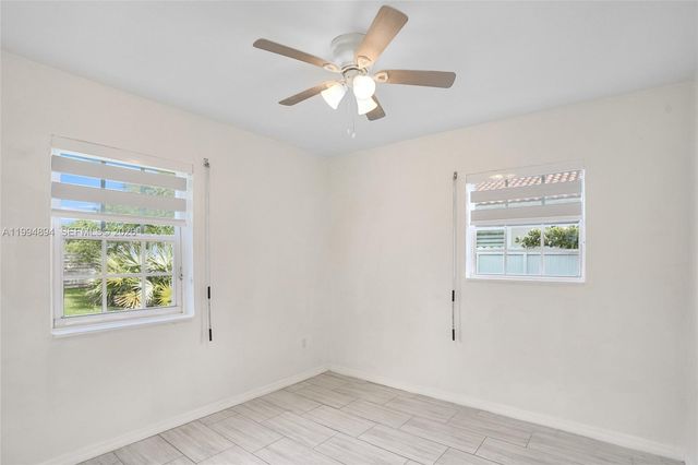 5401 SW 97th Ct, Miami, FL 33165