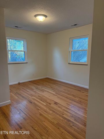 11801 Byron Lane, Knoxville, TN 37934