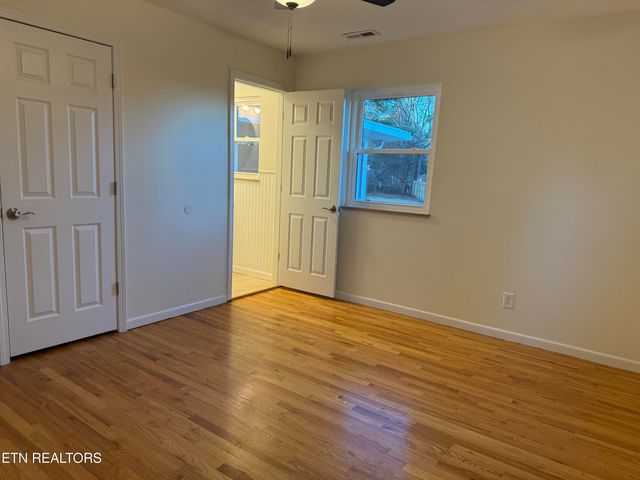 11801 Byron Lane, Knoxville, TN 37934