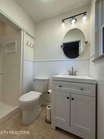 11801 Byron Lane, Knoxville, TN 37934