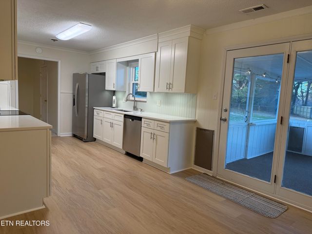 11801 Byron Lane, Knoxville, TN 37934