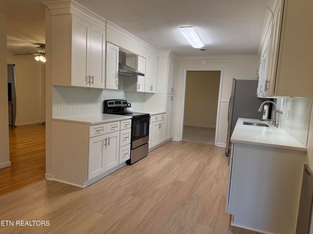 11801 Byron Lane, Knoxville, TN 37934