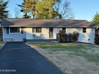 11801 Byron Lane, Knoxville, TN 37934