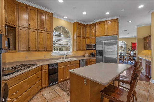 5705 Lake Side Drive Drive, Bossier City, LA 71111