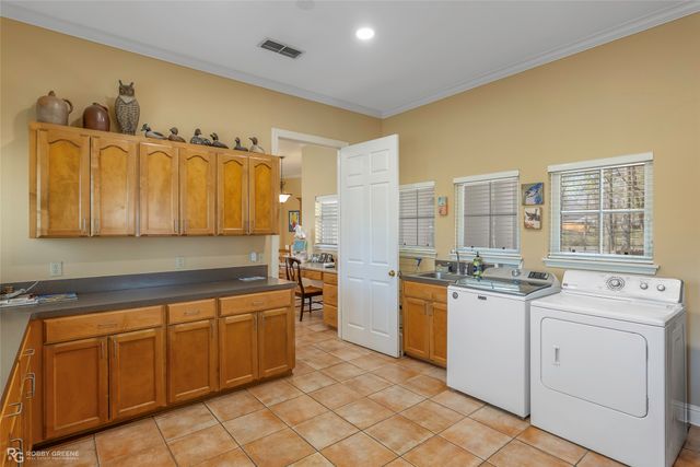 5705 Lake Side Drive Drive, Bossier City, LA 71111