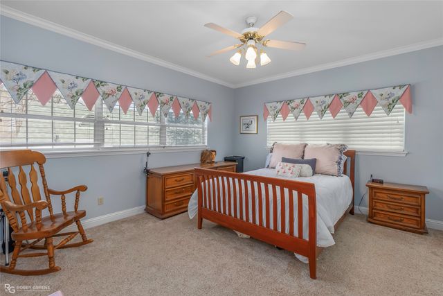 5705 Lake Side Drive Drive, Bossier City, LA 71111