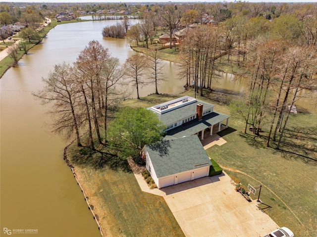 5705 Lake Side Drive Drive, Bossier City, LA 71111