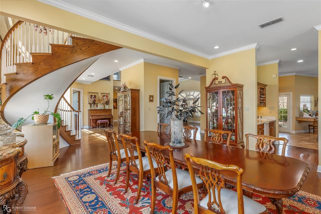 5705 Lake Side Drive Drive, Bossier City, LA 71111