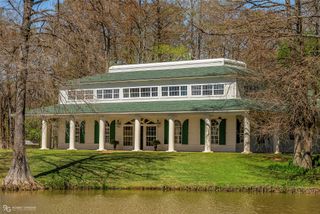 5705 Lake Side Drive Drive, Bossier City, LA 71111