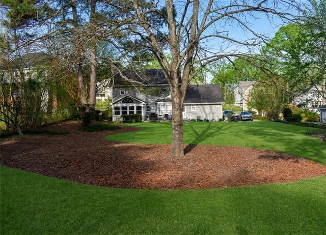 2074 Rockdale Circle, Snellville, GA 30078