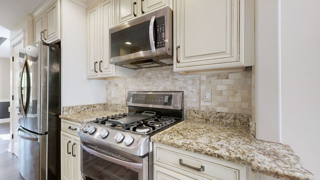 1759 VP Lunn Dr, Spring Hill, TN 37174