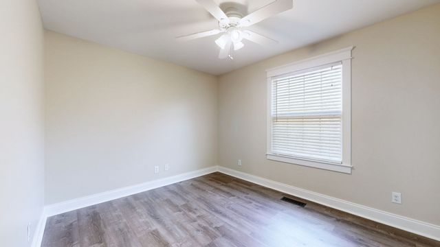 1759 VP Lunn Dr, Spring Hill, TN 37174