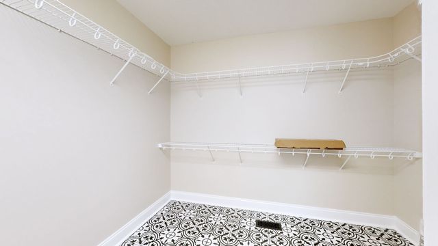 1759 VP Lunn Dr, Spring Hill, TN 37174