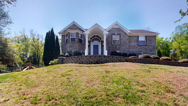 1759 VP Lunn Dr, Spring Hill, TN 37174