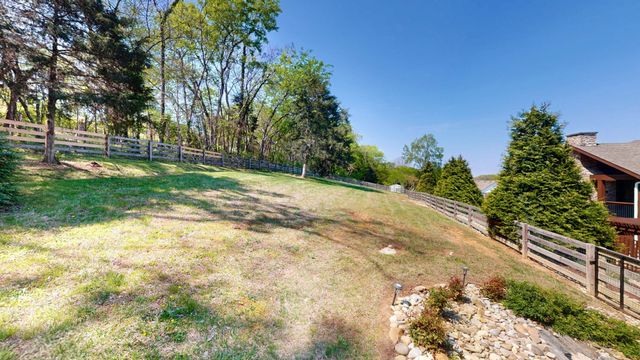 1759 VP Lunn Dr, Spring Hill, TN 37174