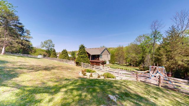 1759 VP Lunn Dr, Spring Hill, TN 37174