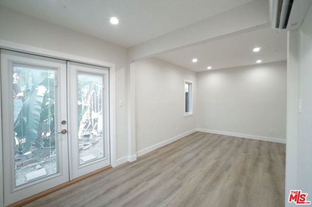 6043 Selma Avenue, Los Angeles, CA 90028