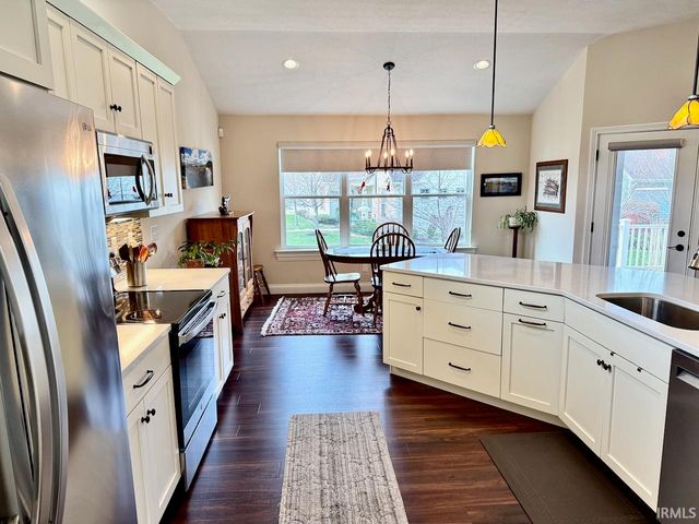 4301 W Whispering Way Court, Muncie, IN 47304