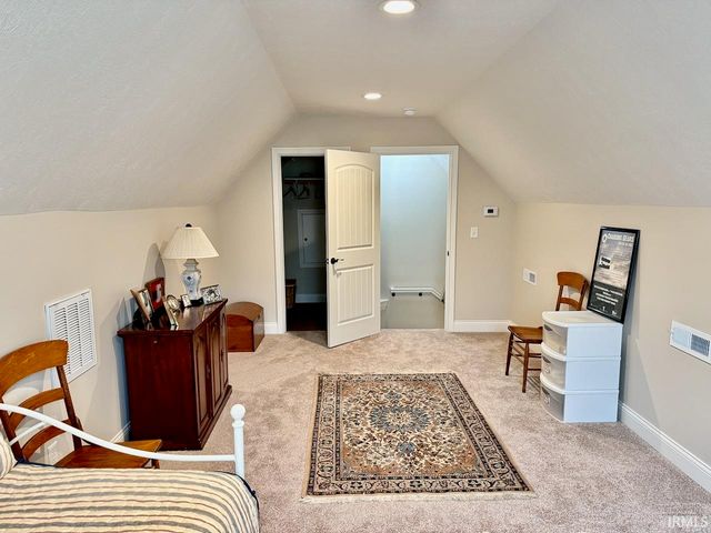 4301 W Whispering Way Court, Muncie, IN 47304
