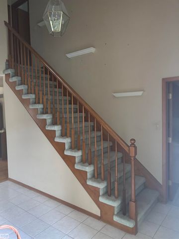 16371 Paint Creek Circle, Macomb, MI 48042