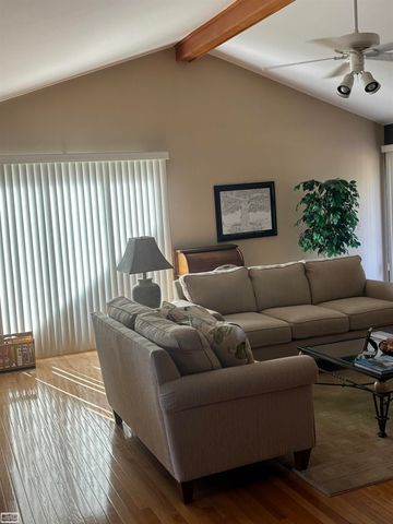 16371 Paint Creek Circle, Macomb, MI 48042