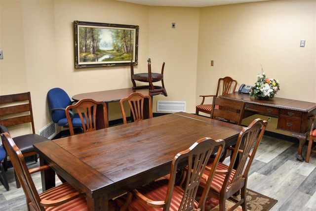 6904 E Reno Avenue, Midwest City, OK 73110