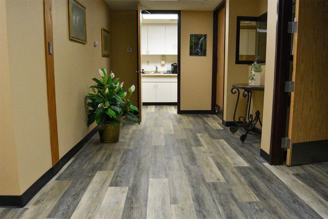 6904 E Reno Avenue, Midwest City, OK 73110