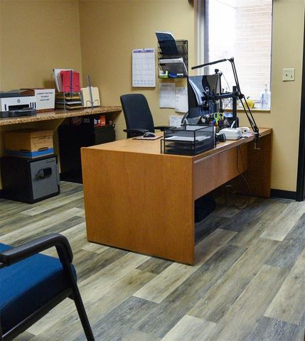 6904 E Reno Avenue, Midwest City, OK 73110