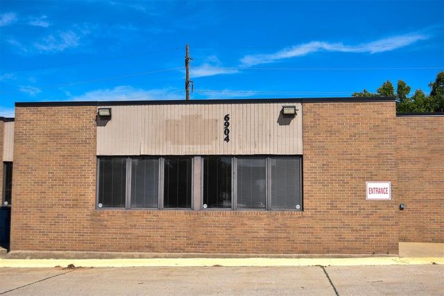 6904 E Reno Avenue, Midwest City, OK 73110