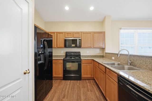 5617 S 21ST Place, Phoenix, AZ 85040