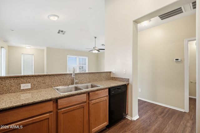 5617 S 21ST Place, Phoenix, AZ 85040